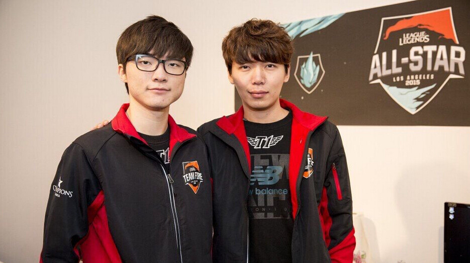 C9轻取LGD,Faker极限生还后反打宿敌对决全球总决赛,点燃全场激情 C9轻取LGD,Faker极限生还后反打宿敌对决全球总决赛,点燃全场激情