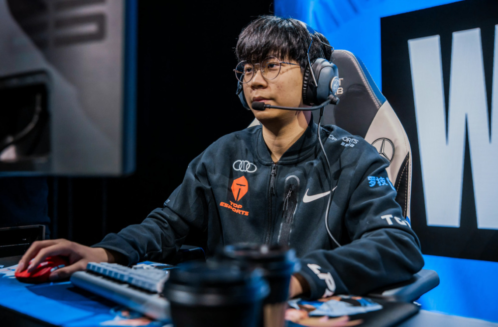 TES碾压C9，BDD操刀奇招英雄翻盘焦点之战入围赛，点燃全场激情