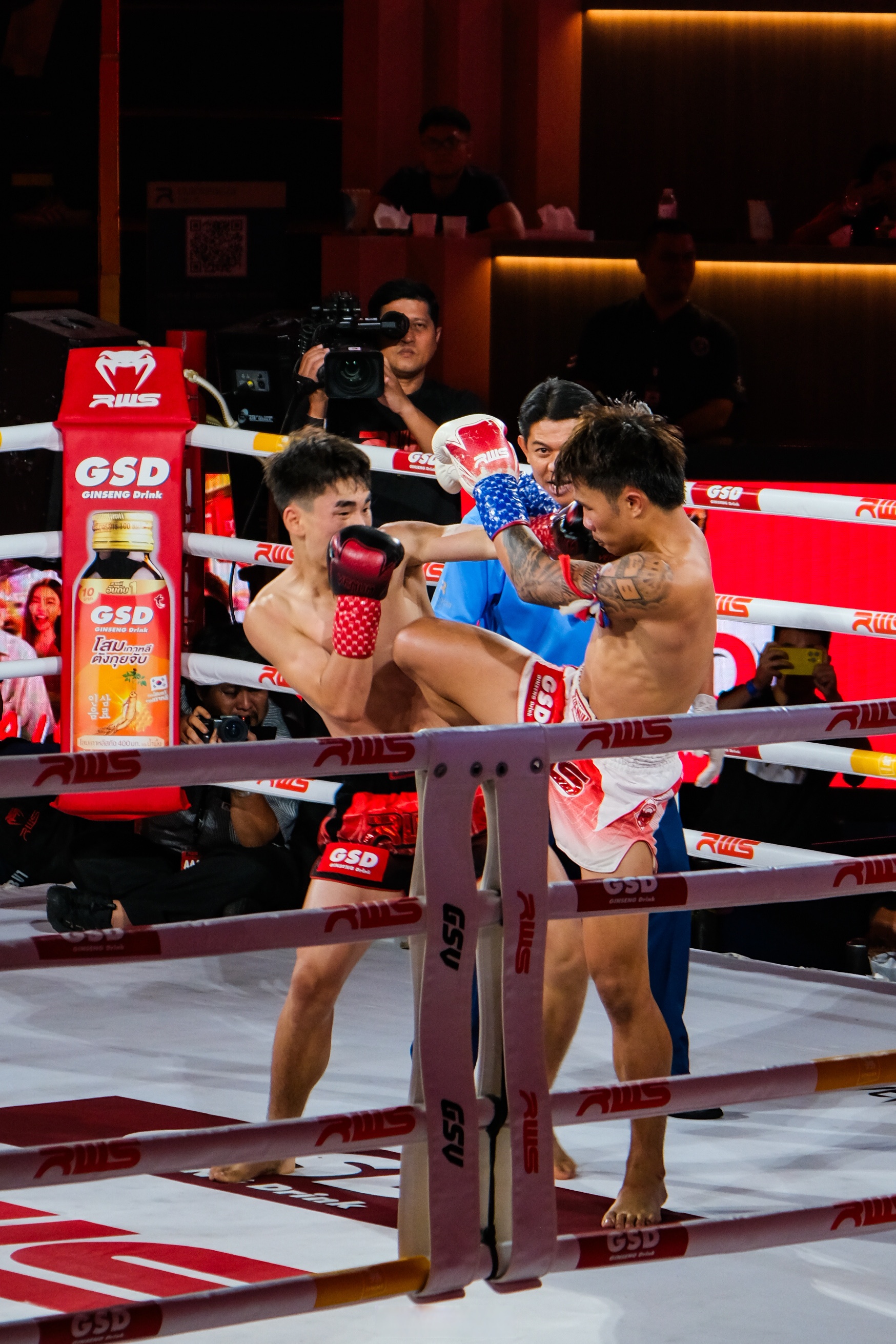 开云体育官网-泰国队险胜韩国队，郑思维扛起全队