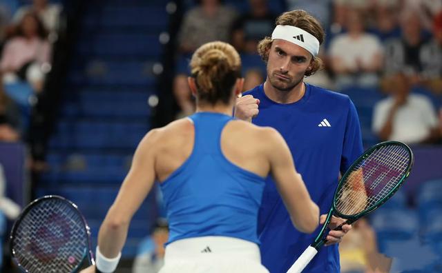 开云官网-包含美网翻盘联合杯，西西帕斯惊艳四座的词条