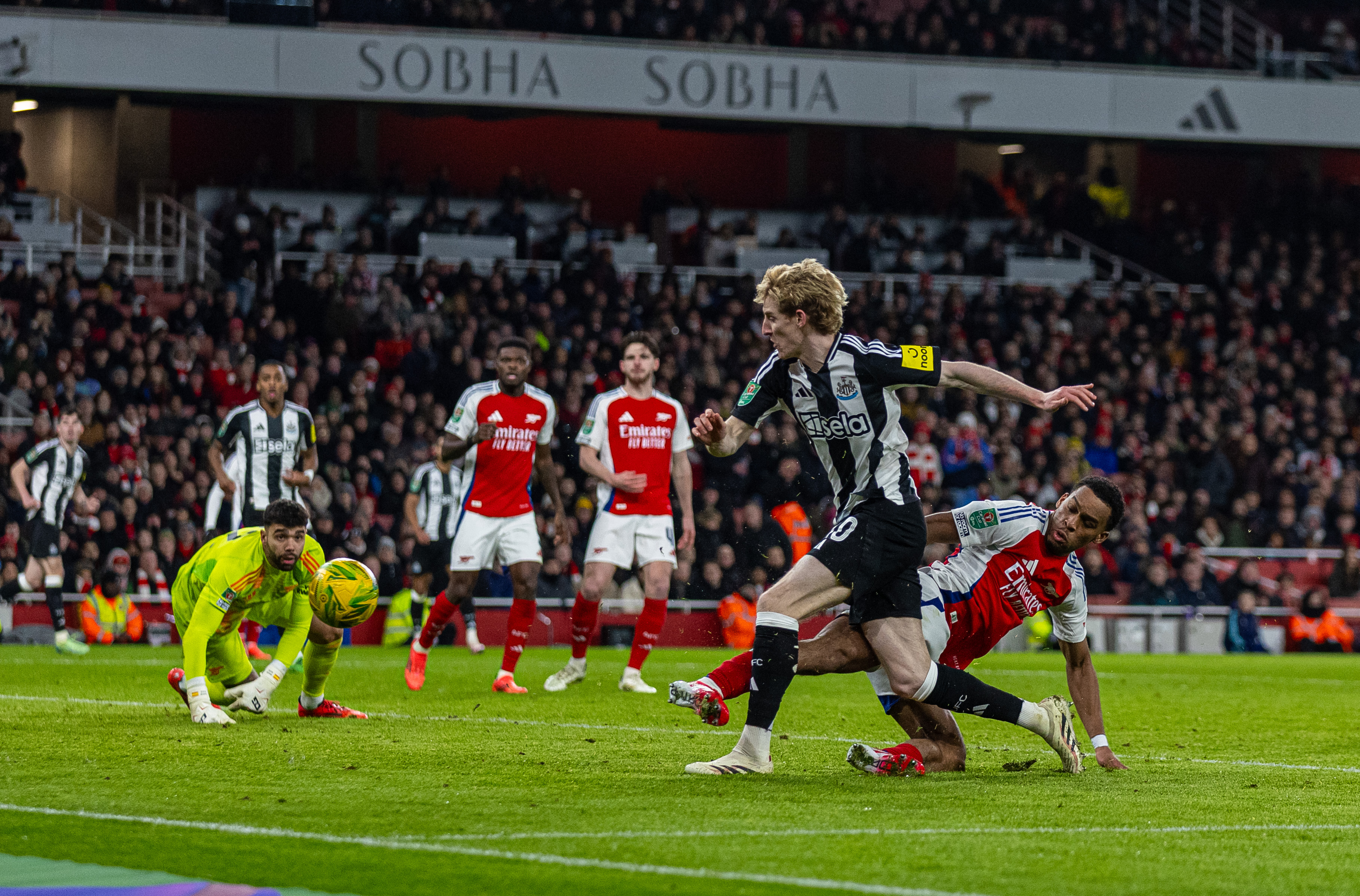 开云体育官方网站-日本鏖战阿森纳，凯恩带队取胜