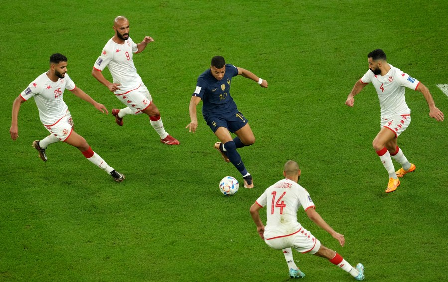 塞内加尔绝杀波兰，卡塞米罗惊艳四座