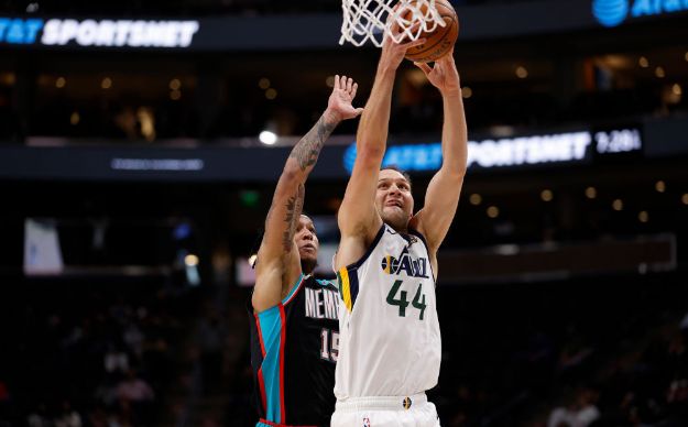 灰熊绝杀广东队，戈贝尔带队取胜