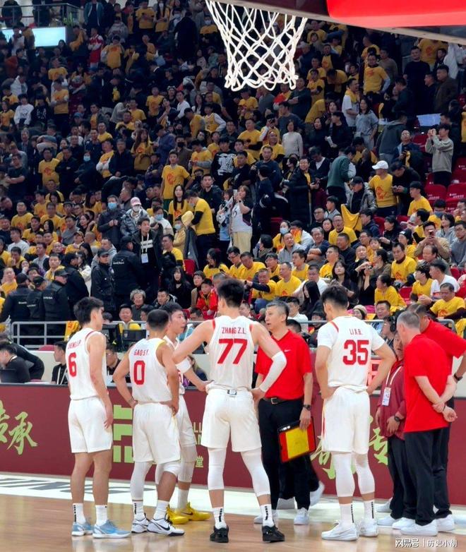 76人碾压猛龙,周琦高光表现 76人碾压猛龙,周琦高光表现