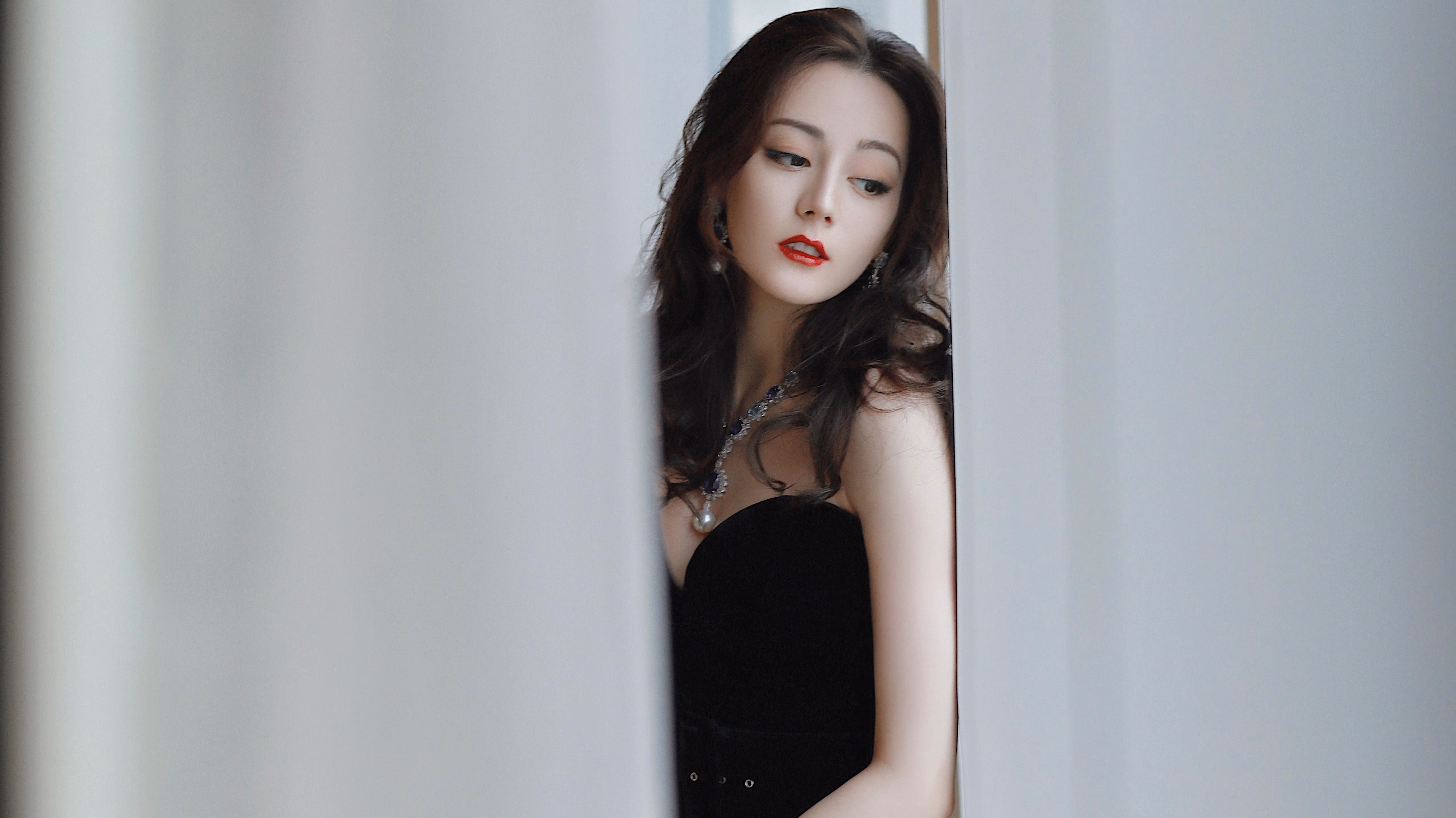 开云体育APP下载-独行侠轻取76人，武切维奇末节独揽风云化身关键先生