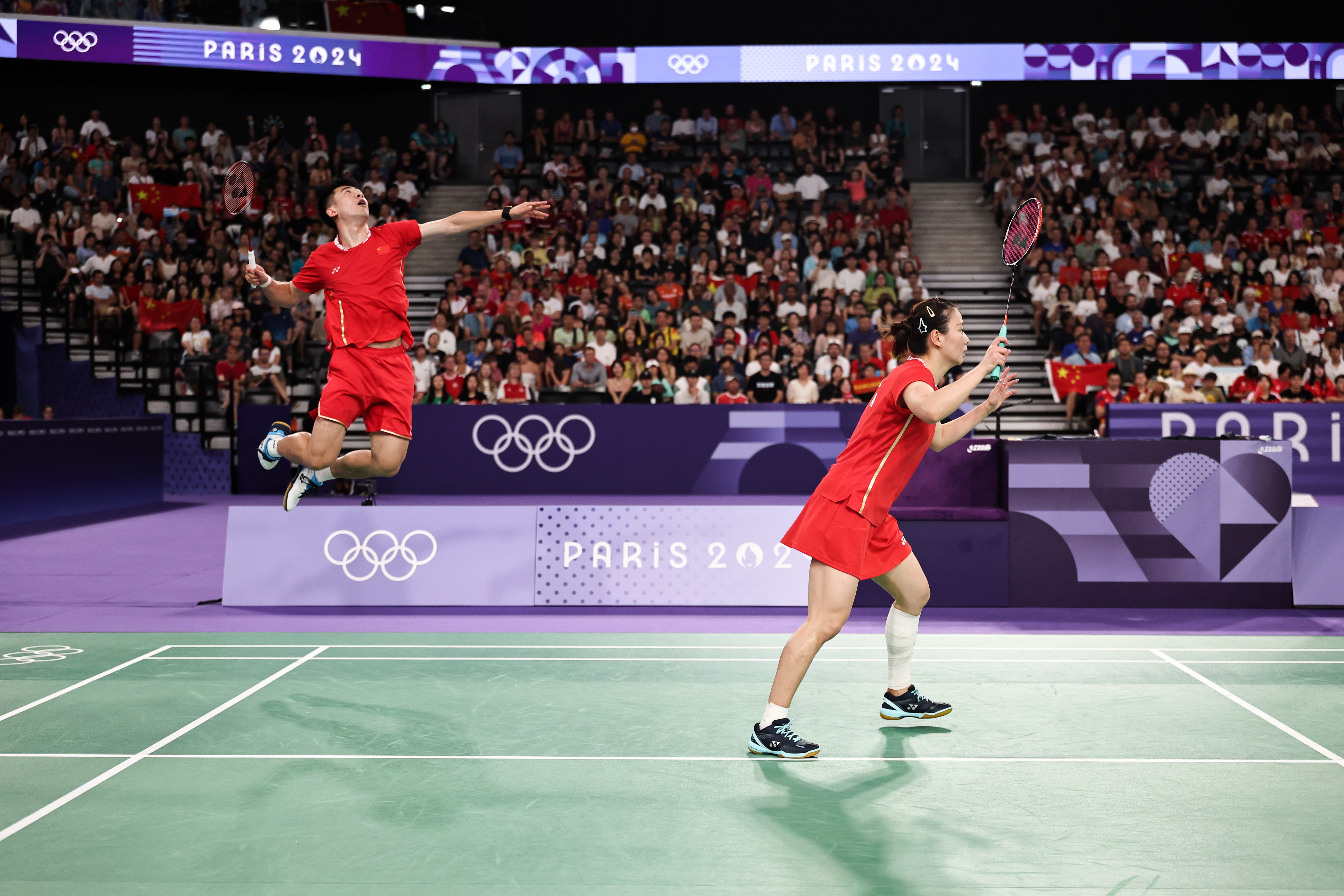 韩国队横扫中国队，郑思维带队取胜